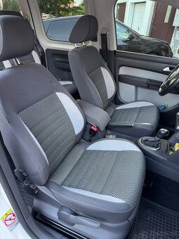 Volkswagen Caddy Cross - 12