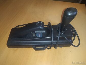 Herní volant x2 s pedály a řadicí pákou - 12