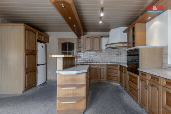Prodej rodinného domu 5+1, 127 m², Myslív - 12