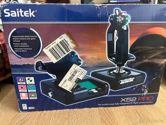 Saitek X52 Pro Flight Control System - 12