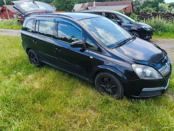 Opel Zafira 1.9 CDTI 74Kw ND - jako celek - 12