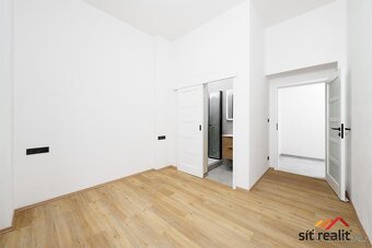 Moderní byt 2+kk, 43 m2, kompletní rekonstrukce 2025, vnitro - 12