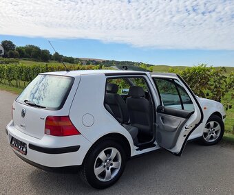 Volkswagen Golf 1.9 TDI 66KW/90 koní - 12