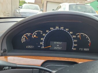 Mercedes W 220 S 320 cdi - 12