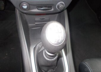 Renault Mégane 1,4 96KW koup v ČR 2 majitel benzín manuál - 12