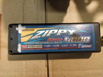 Rc auto off-road, reely 1:10 - 12