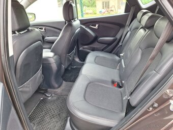 Hyundai ix35 2.0, 120 kW benzín, manuál - 12