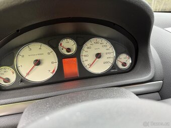 Peugeot 407 3,0i V6 Automat - 12