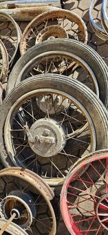 Kola nádrž výfuk blatník Jawa ČZ - 12