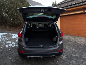 Hyundai iX35 - 12