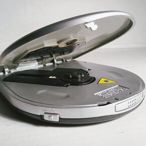 Přenosný přehrávač CD/MP3 ECG CD-9322 - 12