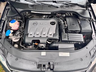 VW Passat B7 2.0 TDI 103 kW Kombi po servisu, nová STK - 12