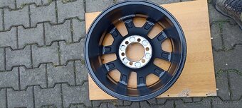 Prodám originál kola Toyota Hilux R18 - 12
