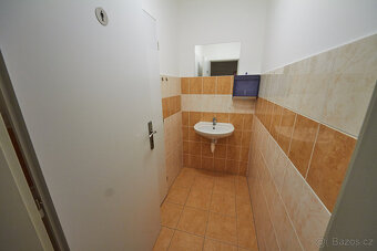 Pronájem kancelářského prostoru 145m2, Praha 10 Michle, ulic - 12