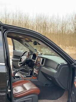 jeep grand cherokee - 12