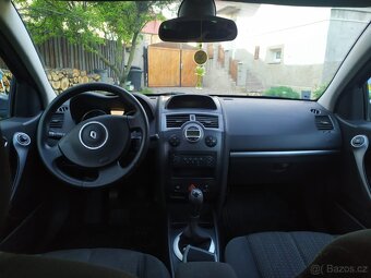 Renault Mégane combi 1.6 16v r.v.4/2006 - 12