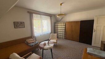 Menší rodinný dům se zahradou v širším centru Hradce Králové - 12