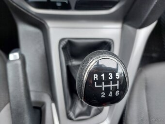 Ford Focus, 1,6 TDCi 70kW AUTO A/C ČR - 12