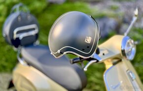 Prodam raritni Vespa 75th anniversary edition - 12
