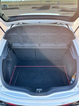 Honda Civic FN2 Championship White - 12