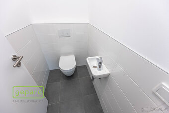 Prodej bytu 3+kk, 79,1m2, dvě terasy 132 a 58m2, park. stání - 12
