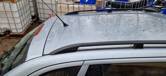 Škoda Fabia kombi 1.4 - 16 V na díly - 12