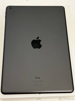 Apple iPad 8. generace (2020) - 12