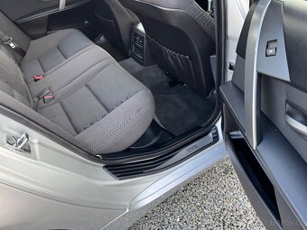 Bmw E60,523i,V6,po servisu.. - 12