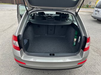 ŠKODA OCTAVIA 2.0 TDi 82.800 km SERVISNÍ KNIHA - 12