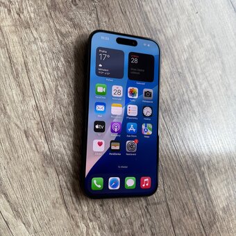 iPhone 15 Pro 128GB, černý, eSIM (12 měsíců záruka) - 12