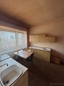 Prodej řadového rodinného domu se zahrádkou a garáží, Svitav - 12
