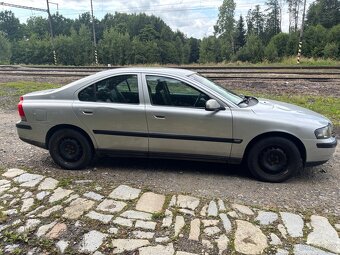 Volvo S60 2.4D 96kW - 12