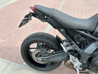 Yamaha MT-09 2022 - 12