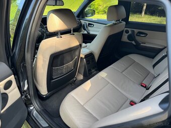 BMW 330d xDrive M Packet E91 LCi Harman/Adaptive/Pano - 12
