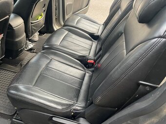 Prodám Ford S Max 2,5l 162kw benzin 2008 - 12