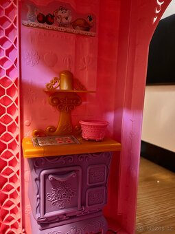 Disney Princess oslava na zámku - Barbie - 12