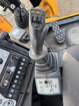 JCB 4CX-4WSPC, DPH - 12