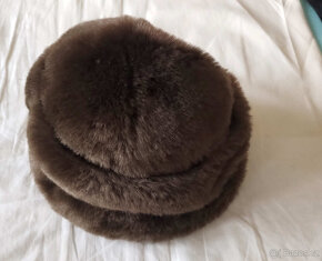 Dámské kabelky + klobouky + čepice - 12