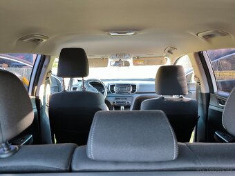 Prodám KIA SPORTAGE 1.6 benzín, nehavarované, 1.majitel - 12