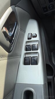 Toyota Hilux 3.0 D4D 2012 - 12