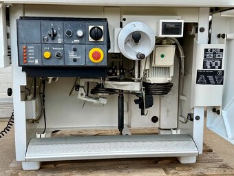 spodní frézka s čepovacím vozíkem SCM T130N - 12