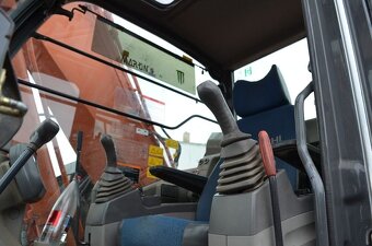 HITACHI ZX225 PÁSOVÉ RYPADLO - 12