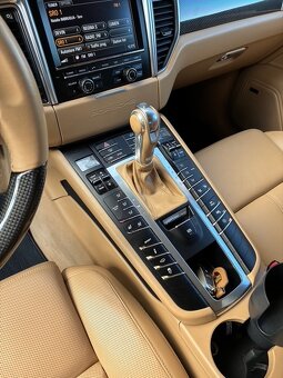 Porsche Macan 3.0 diesel v záruke Porsche Approved - 12