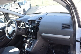 Opel Zafira 1.6 85KW PO ROZVODECH 2X KOLA NOVA STK - 12