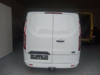 Ford transit Custom 2.2tdci 6 míst - 12