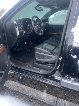 CHEVROLET SILVERADO CREW CAB- 2018 - 4x4 - 5.3 VORTEC - 12