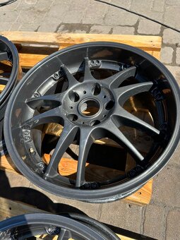 Insignia převářky r17 a Dotz r18 disky na E46 - 12