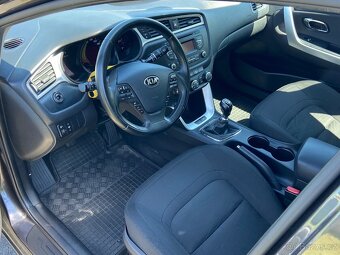 Kia Ceed 2018 1.4 74kw - 12