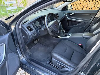 Volvo S60 2.0 D3 Drive-E KINETIC 2016 Automat Navi - 12