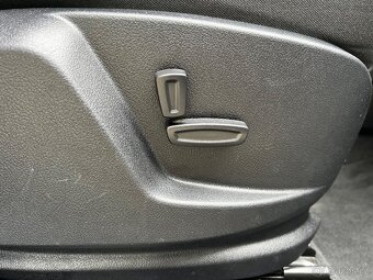 Ford S-max Titanium 2.0 tdci 120kw - 12